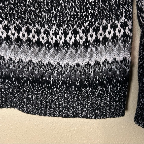 Old Navy Women Size XL Fair Isle Sweater Black Gray Silver Metallic Ski Casual - Picture 6 of 8